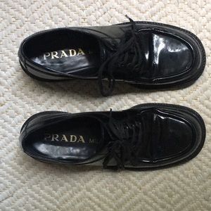 Prada patent leather lace up shoes